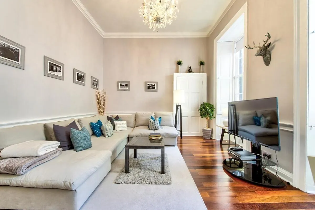 Gorgeous Apartment In The Heart Of New Town 에든버러 영국
